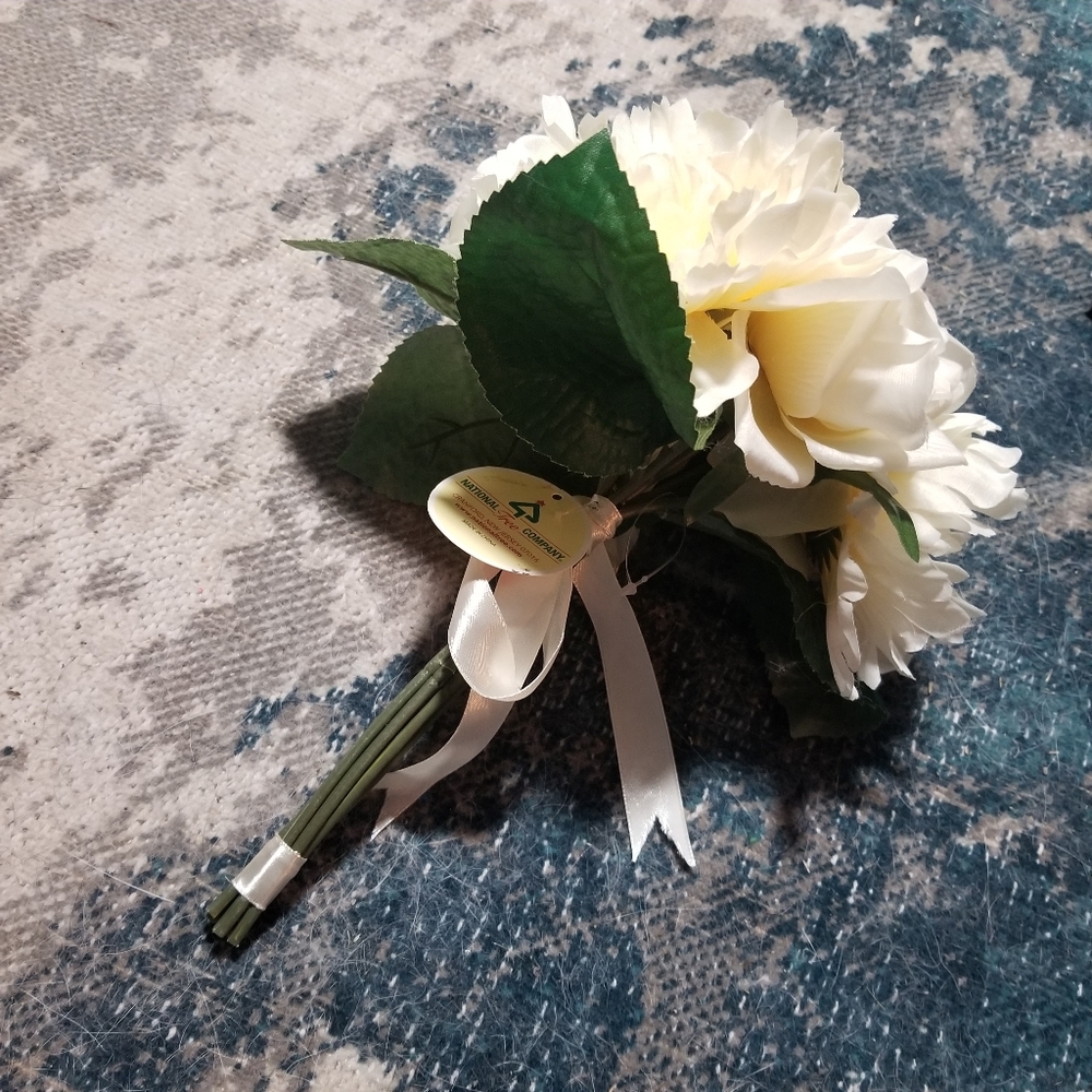 National Tree Company Flower Bouquet